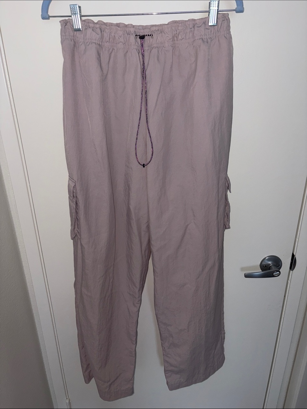NIKE Light Mauve Women's Cargo Track Pants L